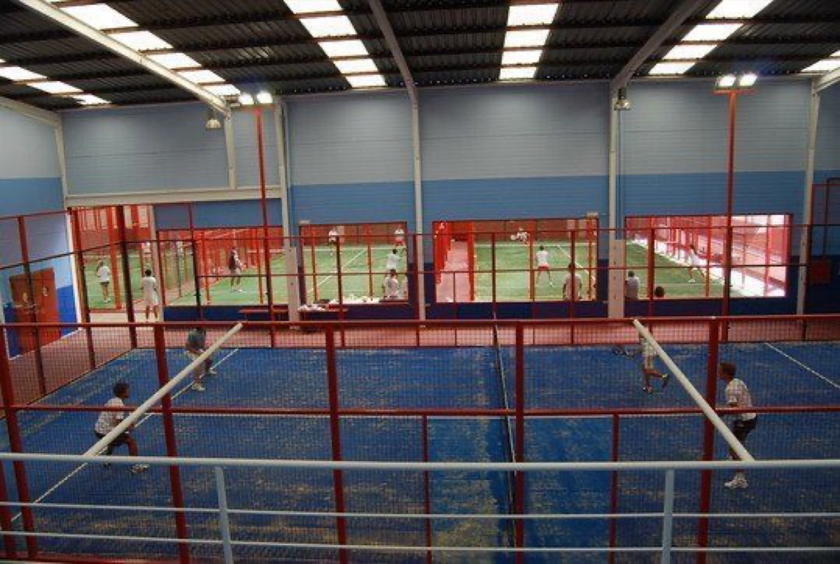 Pista indoor de La Central Club de Pádel