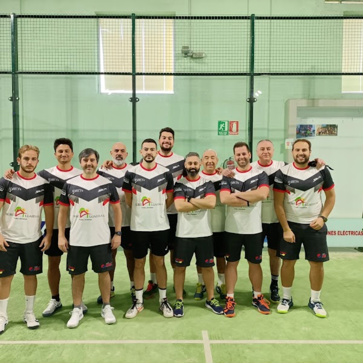 Padel Manzanilla Maruja - pista e instalaciones 2